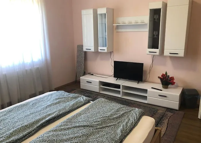 Emese Vendeghaz Vendégház 4*